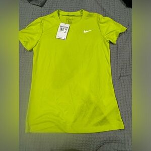 brand new womans nike t shirt